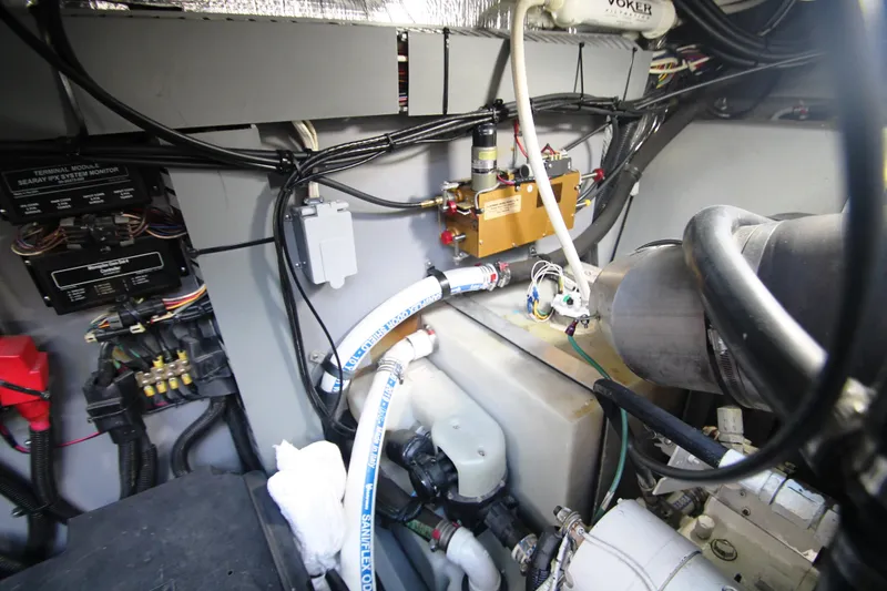 Slide: The Image of Engine Room to Stbd FWD - 61