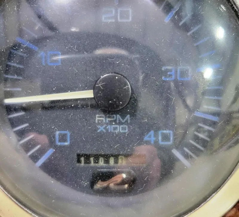 Slide: The Image of Sea Ray 460 Sundancer 1999 - 75