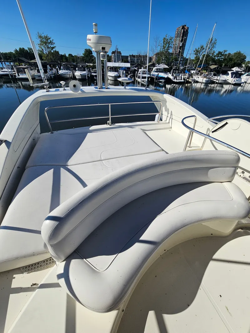 Slide: The Image of Azimut 46 MY 2003 - 8