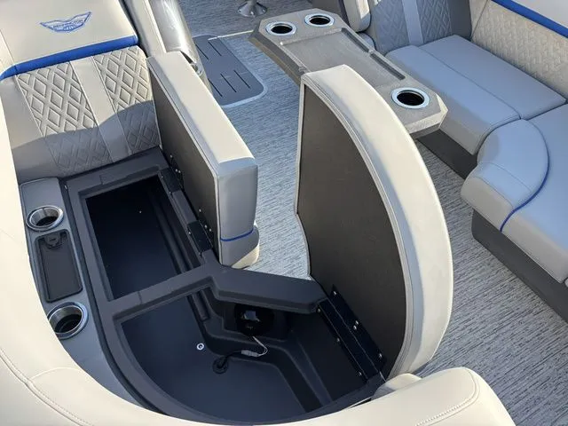 Slide: The Image of Bennington 22 MFB / Yamaha 150 HP 2026 - 10