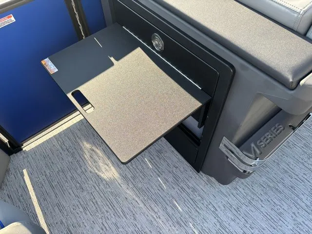 Slide: The Image of Bennington 22 MFB / Yamaha 150 HP 2026 - 16