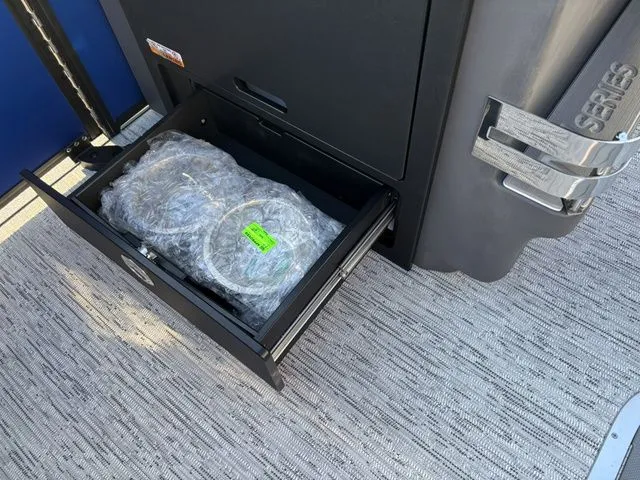 Slide: The Image of Bennington 22 MFB / Yamaha 150 HP 2026 - 17