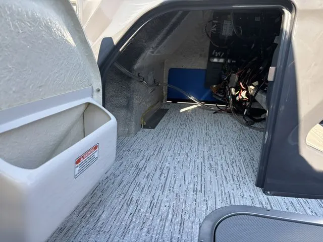 Slide: The Image of Bennington 22 MFB / Yamaha 150 HP 2026 - 19