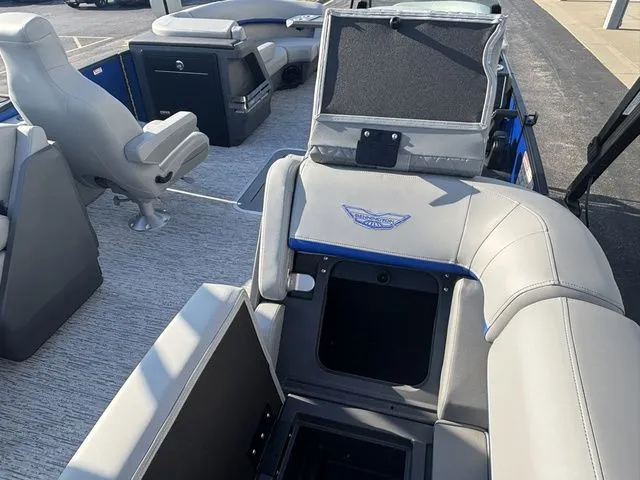 Slide: The Image of Bennington 22 MFB / Yamaha 150 HP 2026 - 28