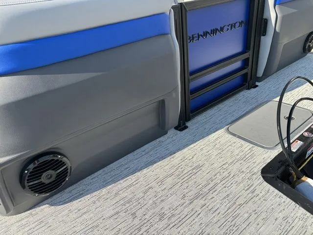 Slide: The Image of Bennington 22 MFB / Yamaha 150 HP 2026 - 32