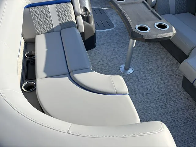 Slide: The Image of Bennington 22 MFB / Yamaha 150 HP 2026 - 9