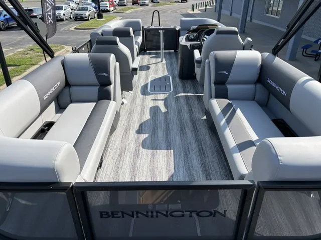 Slide: The Image of Bennington 22 SSR Sport / Yamaha Vmax SHO 200 HP 2026 - 30