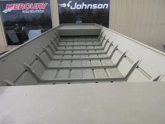 The Image of Lowe 1648 T NCS Jon 2023 - 1