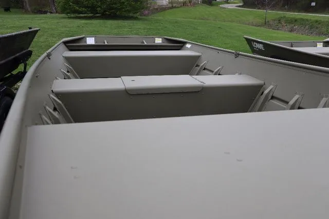 Slide: The Image of Lowe 1652MT Jon 2024 - 4