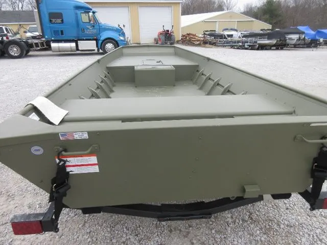 Slide: The Image of Lowe 1852MT Aura Jon 2026 - 4