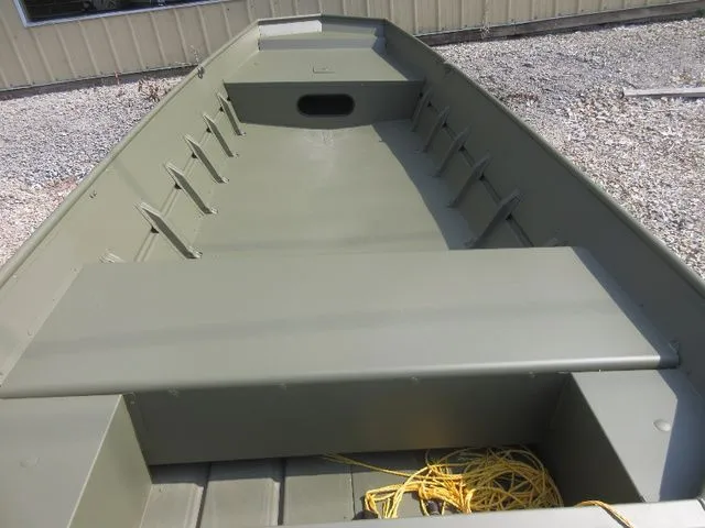 Slide: The Image of Lowe 1648MT Aura Jon 2024 - 2