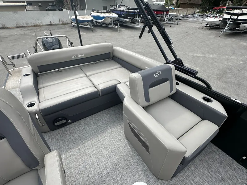 Slide: The Image of Barletta Corsa X23U 2022 - 15