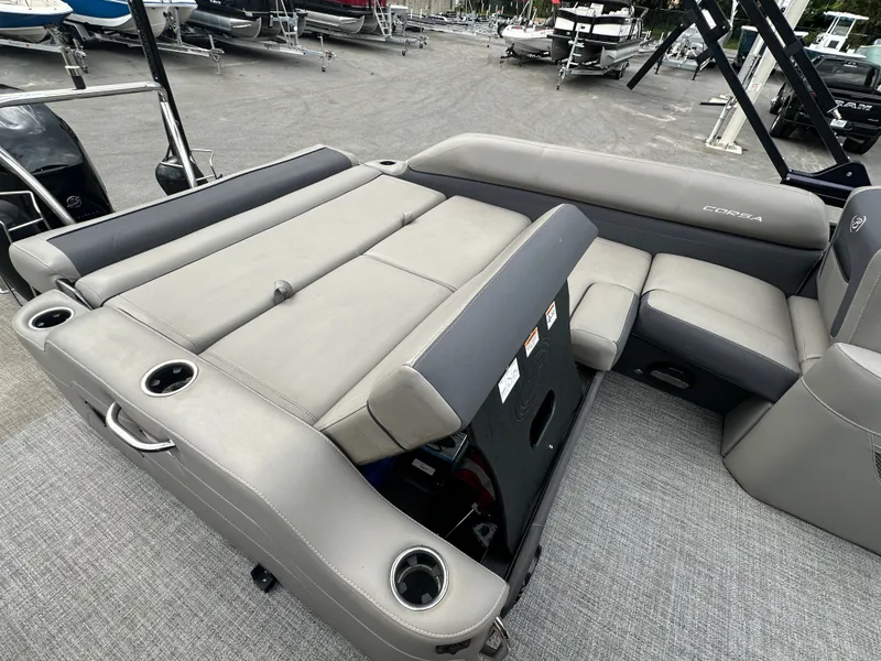 Slide: The Image of Barletta Corsa X23U 2022 - 23