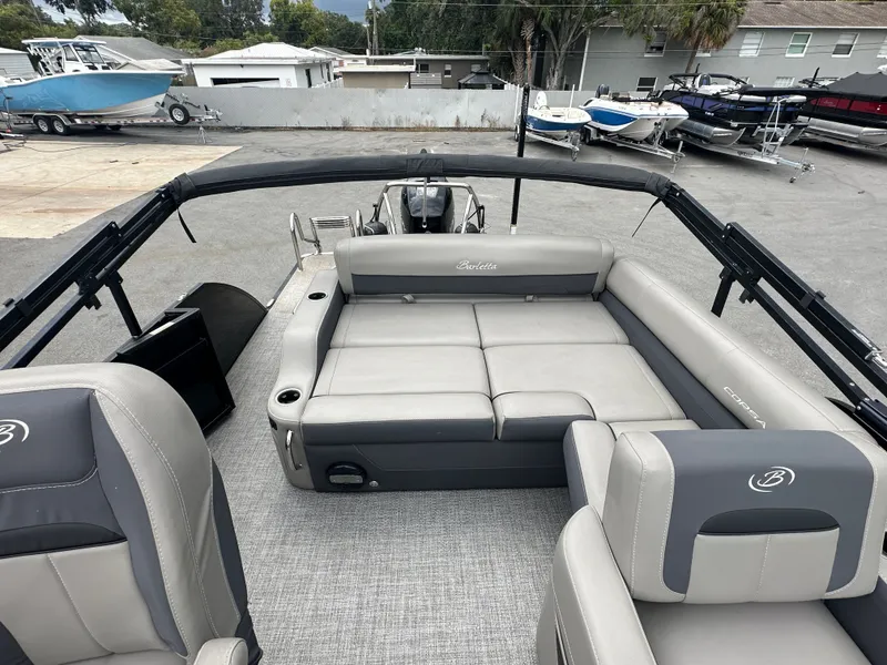 Slide: The Image of Barletta Corsa X23U 2022 - 27