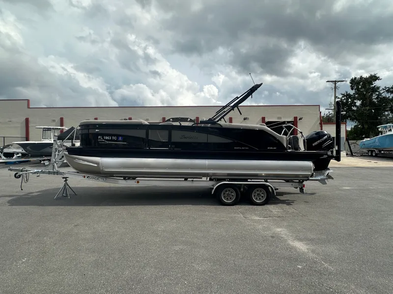 Slide: The Image of Barletta Corsa X23U 2022 - 3