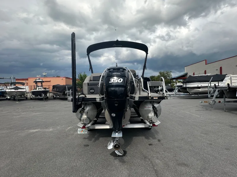 Slide: The Image of Barletta Corsa X23U 2022 - 5