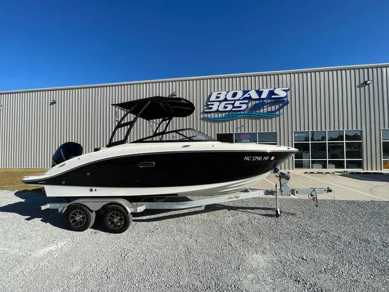 The Image of Sea Ray 21SPX-OB 2025 - 0