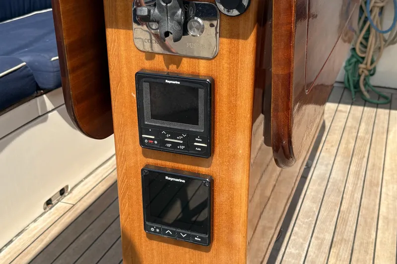 Slide: The Image of Control panel on 2017 Leonardo Eagle 44 yacht with Raymarine displays. - 13
