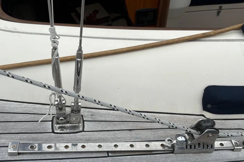 Slide: The Image of Deck fittings and rigging on a 2017 Leonardo Eagle 44 sailboat. - 7