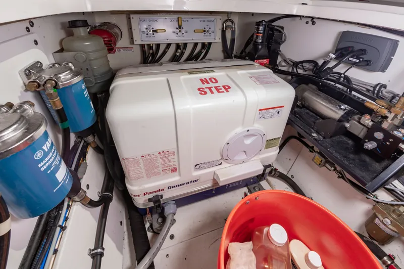 Slide: The Image of Pursuit OS 385 Offshore 2017 - 20