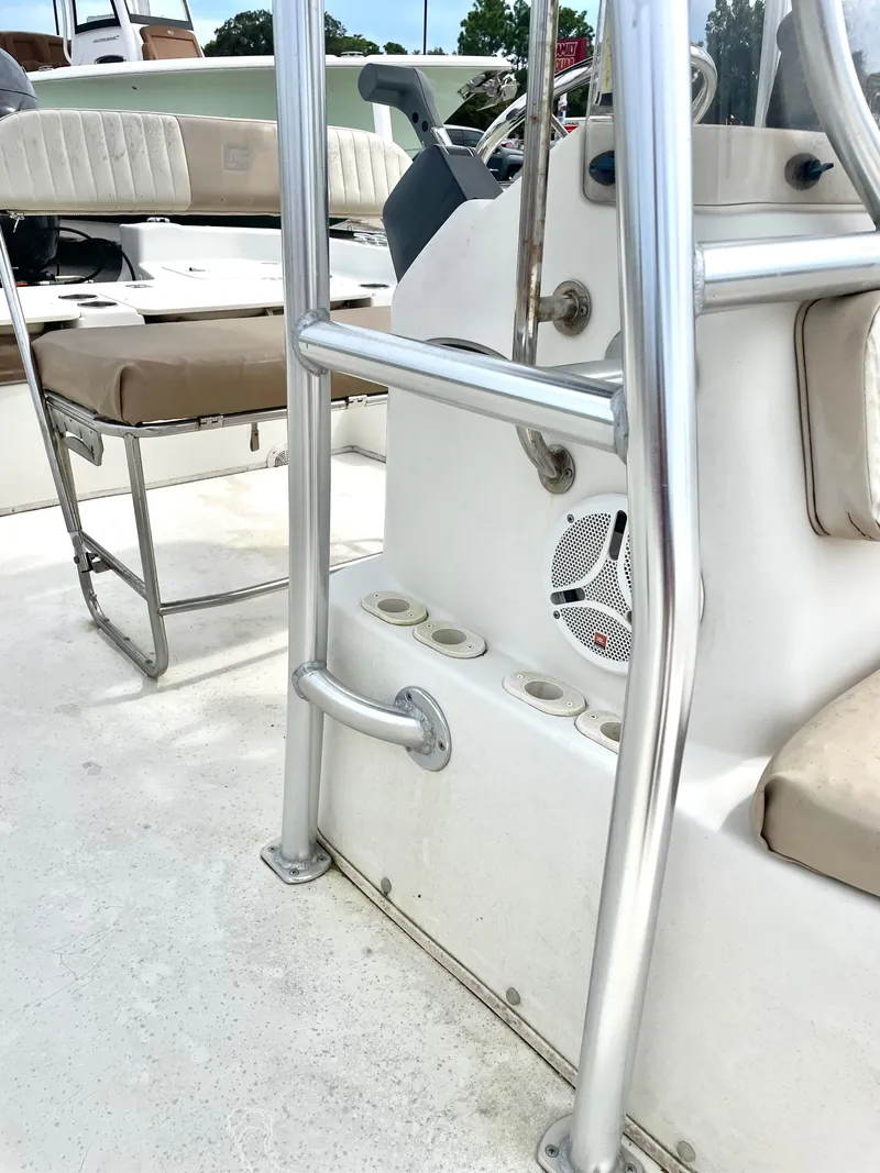 Slide: The Image of Carolina 218 DLV 2013 - 17