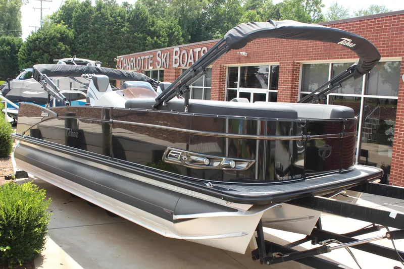 Slide: The Image of 2023 Tahoe Pontoon Cascade Platinum Versatile Rear Bench 23' at Charlotte Ski Boats. - 4