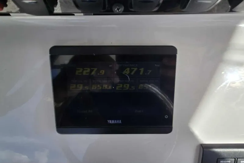 Slide: The Image of Yamaha display on 2024 Sea Hunt Gamefish 27 Coffin Box boat dashboard. - 18