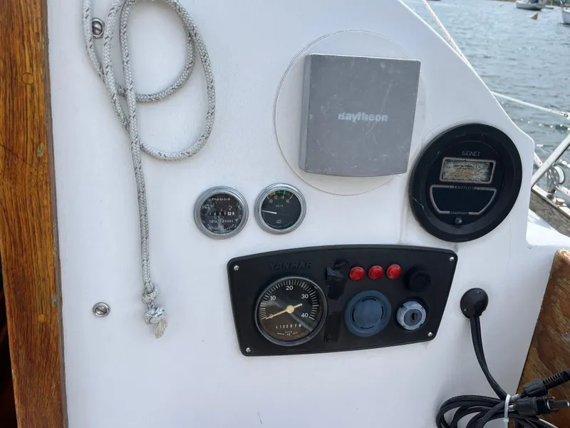 Slide: The Image of Bristol 29.9 1979 - 10