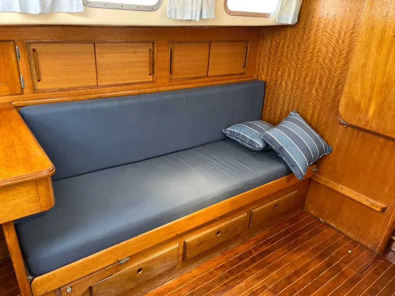 Slide: The Image of Bristol 29.9 1979 - 18