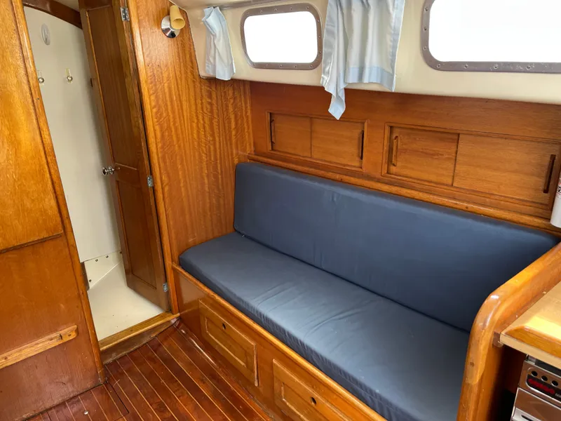 Slide: The Image of Bristol 29.9 1979 - 19