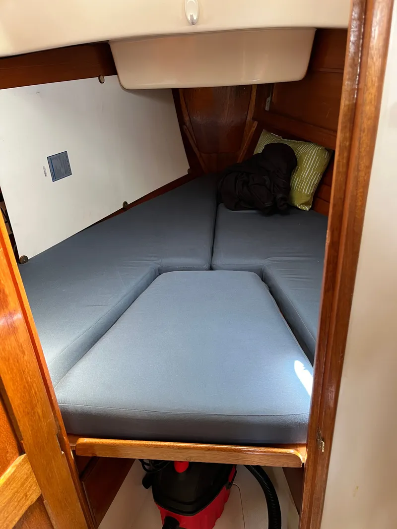 Slide: The Image of Bristol 29.9 1979 - 22