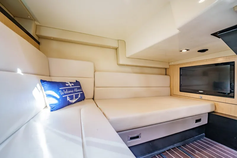 Slide: The Image of Monterey 335 Sport Yacht 2015 - 60