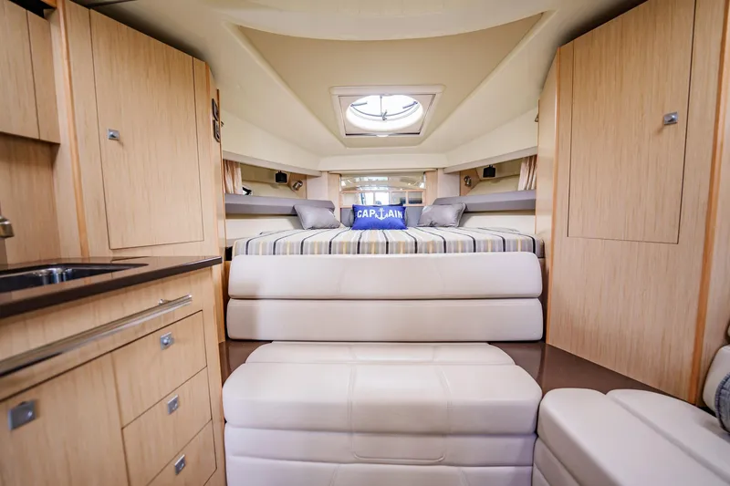 Slide: The Image of Monterey 335 Sport Yacht 2015 - 62