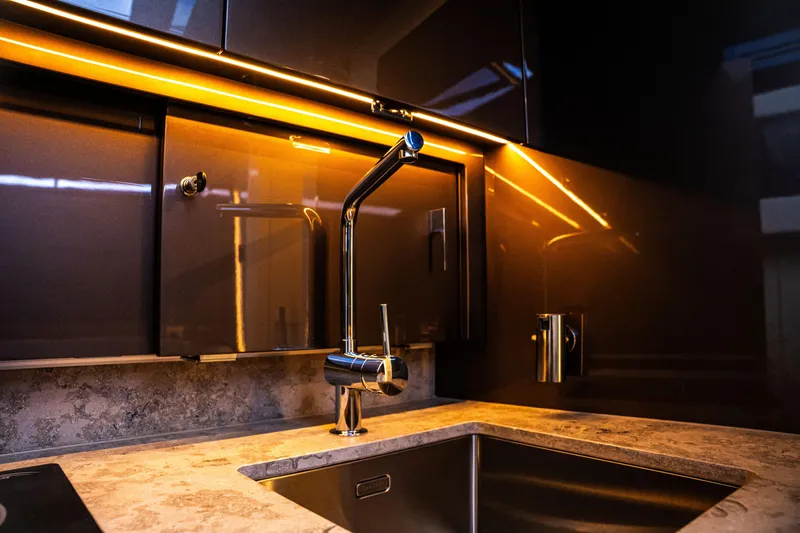 Slide: The Image of Dutch American DA 53 2025 - 74