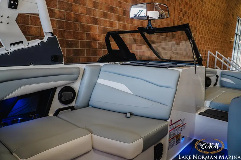 Slide: The Image of Axis T220 2026 - 15