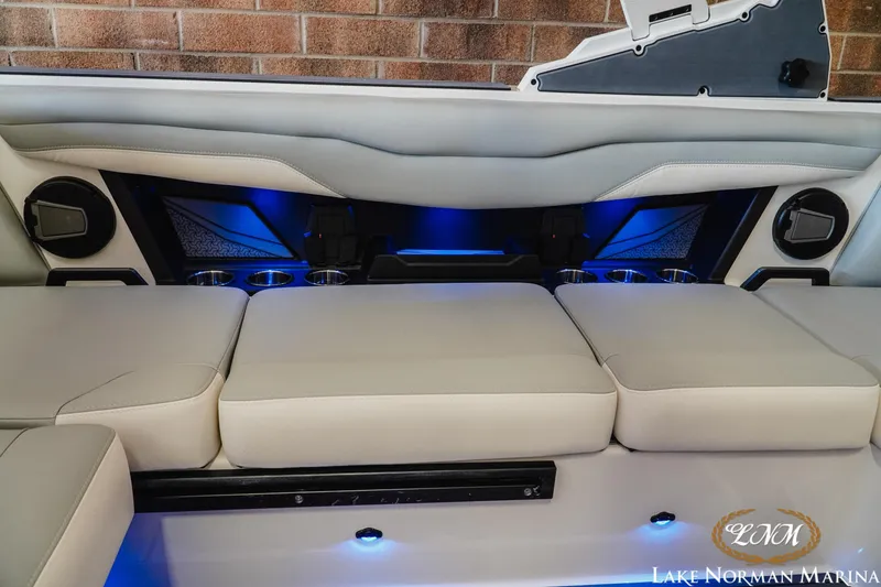 Slide: The Image of Axis T220 2026 - 16