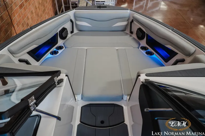 Slide: The Image of Axis T220 2026 - 17