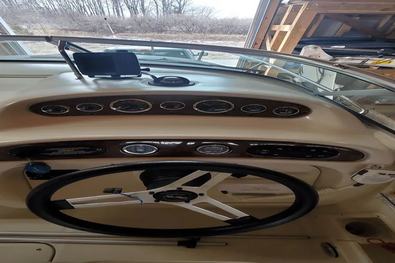 Slide: The Image of Sea Ray 245 Weekender 2000 - 10