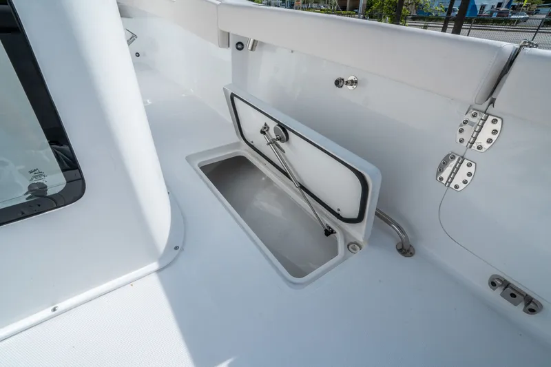 Slide: The Image of Sea Hunt Gamefish 27 Forward Seating 2026 - 15