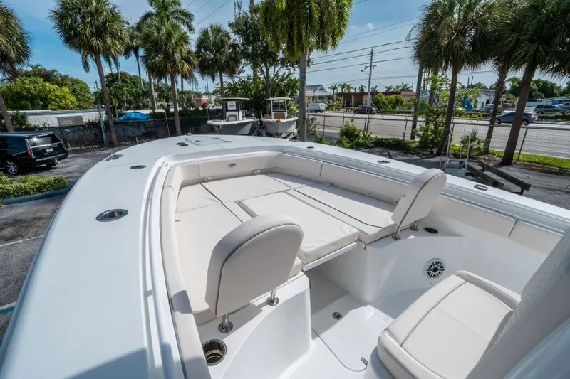 Slide: The Image of Sea Hunt Gamefish 27 Forward Seating 2026 - 24