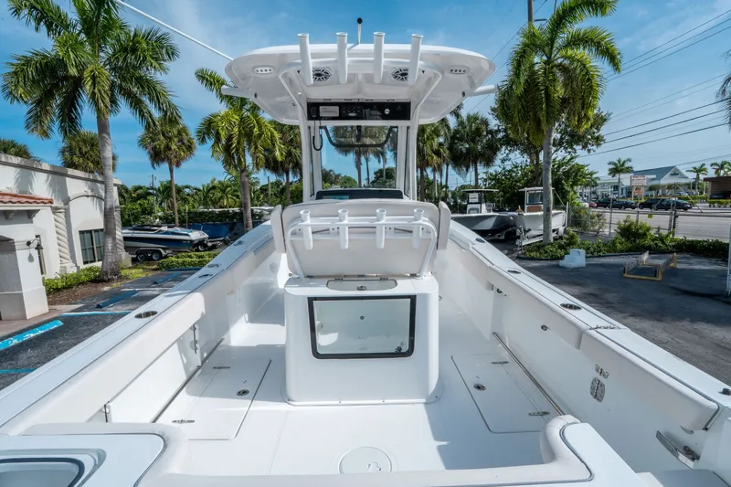 Slide: The Image of Sea Hunt Gamefish 27 Forward Seating 2026 - 9