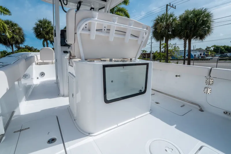 Slide: The Image of Sea Hunt Gamefish 27 Forward Seating 2026 - 13