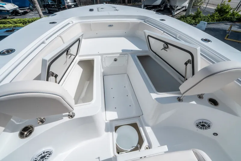 Slide: The Image of Sea Hunt Gamefish 27 Forward Seating 2026 - 27