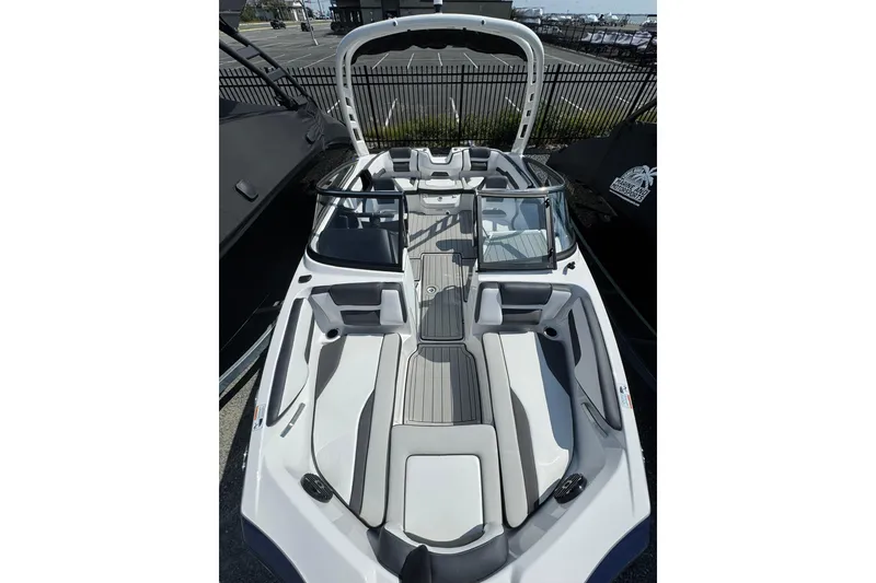 Slide: The Image of Interior of 2026 Yamaha Boats 195S, featuring sleek seating and modern design elements. - 11