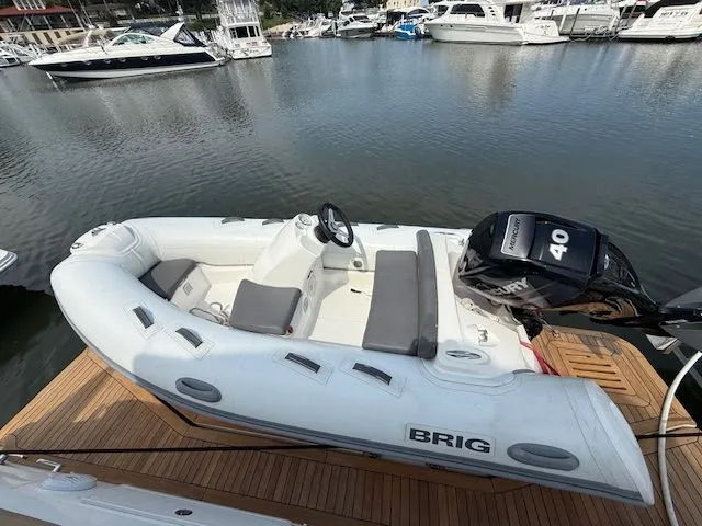 Slide: The Image of Sea Ray 520 fly 2018 - 10