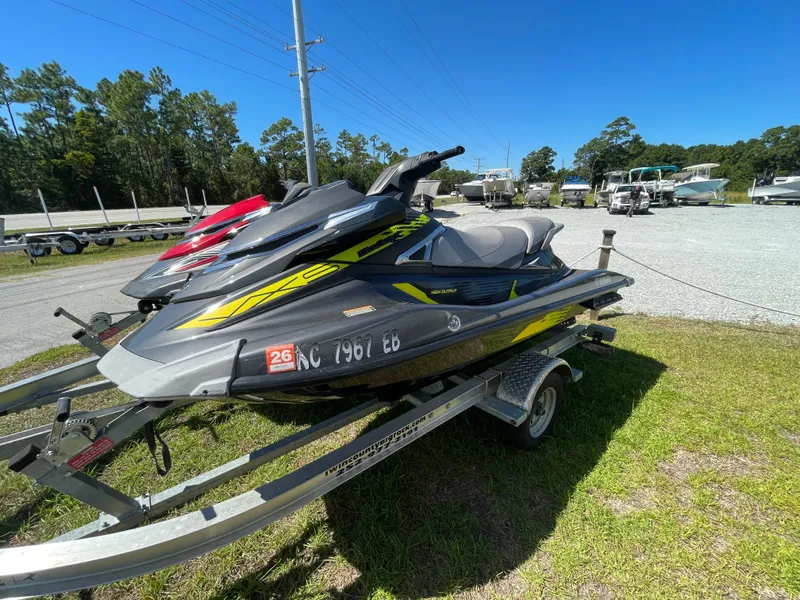 Slide: The Image of Yamaha VXS 2016 - 1