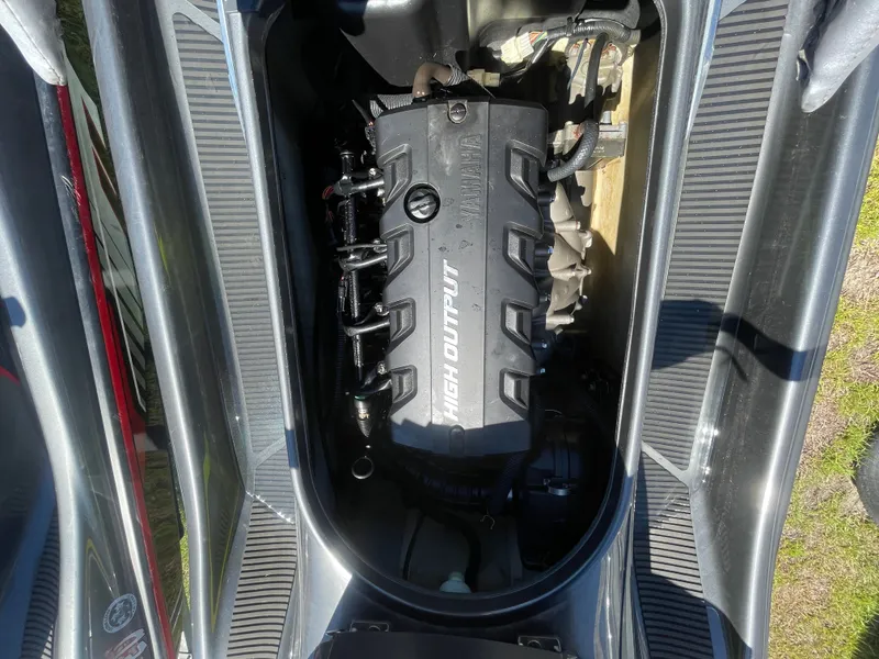 Slide: The Image of Yamaha VXS 2016 - 8