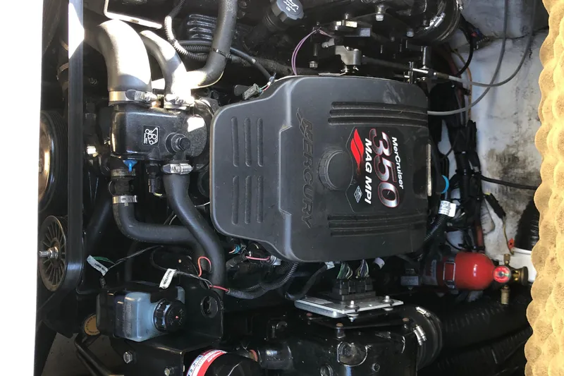 Slide: The Image of Engine of 2007 Sea Ray 220 Sundeck with MerCruiser 350 MAG MPI. - 12
