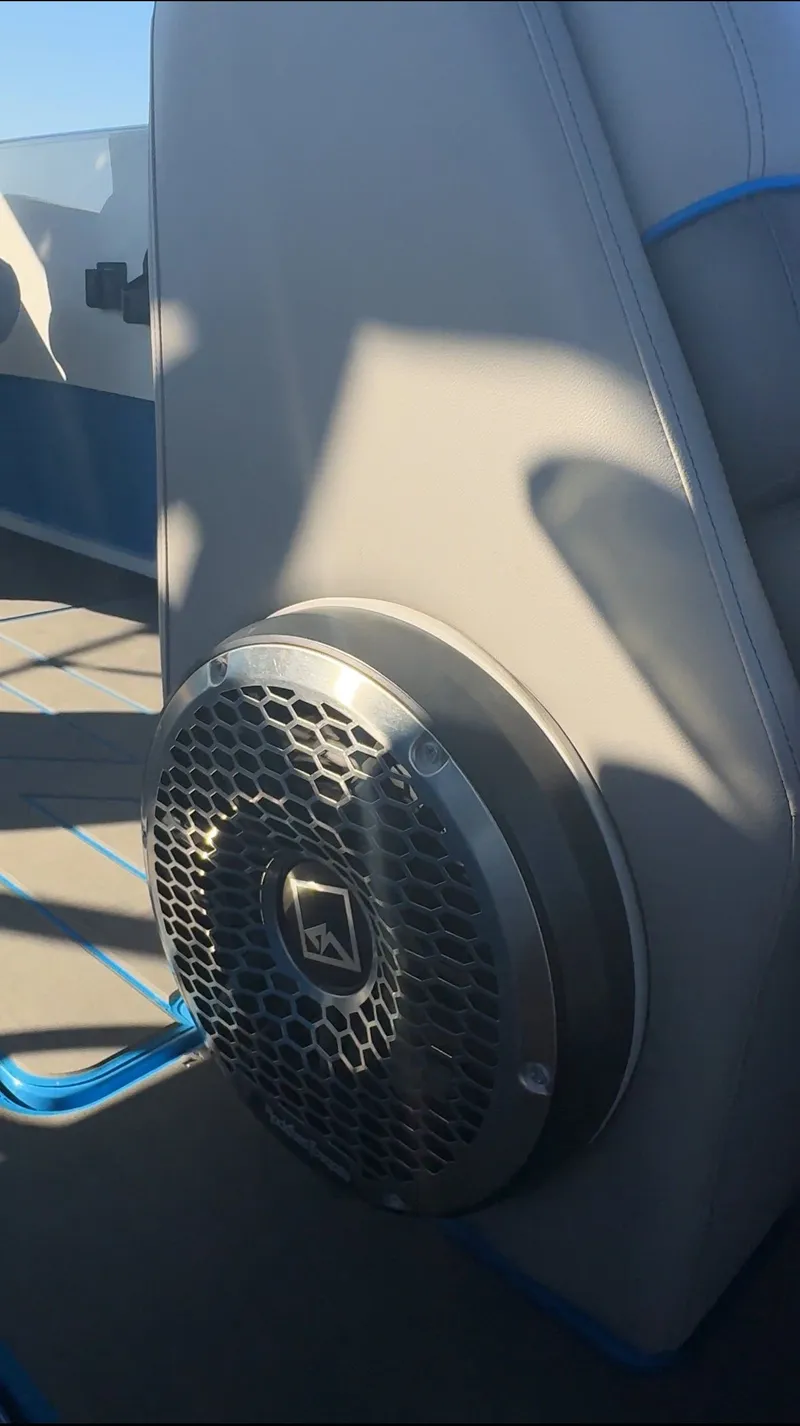 Slide: The Image of Paradigm 296 Surf SL 2024 - 15