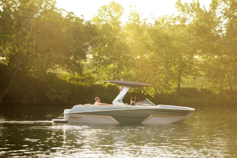 Slide: The Image of Tigé Z3 2026 - 9